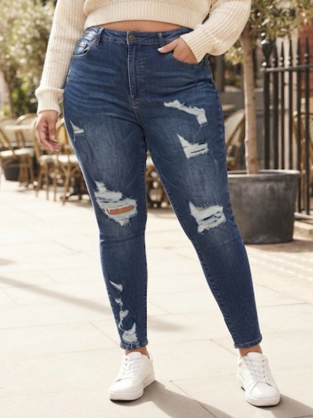 NWT High-Rise Distressed Skinny Jeans-2X